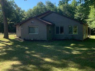 7404 Norway Rd, Saint Helen, MI 48656