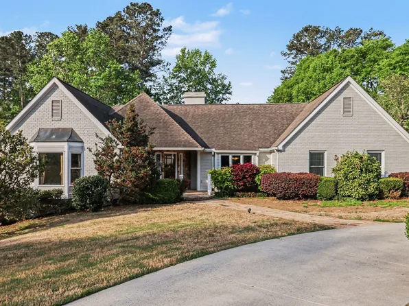 385 Dogwood Trl SE, Marietta, GA 30067