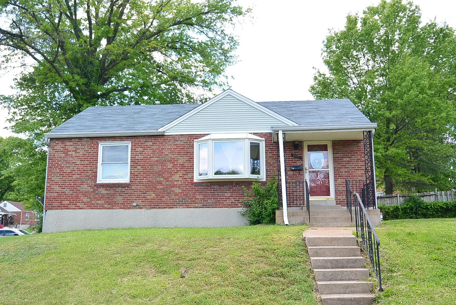 2137 Kevin Dr photo 1
