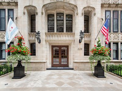 220 E Walton Pl #8W, Chicago, IL, 60611