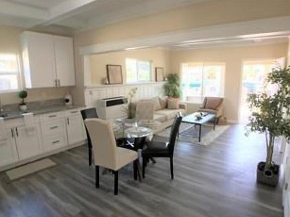 3rd image of 1243 W 60th St #1