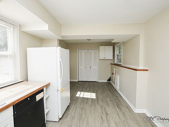 5th image of 37808 N North Ave