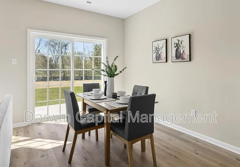 385 N Tuckahoe Rd — Photo 10