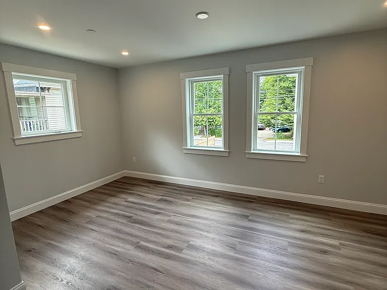 14A Academy St #D — Photo 12