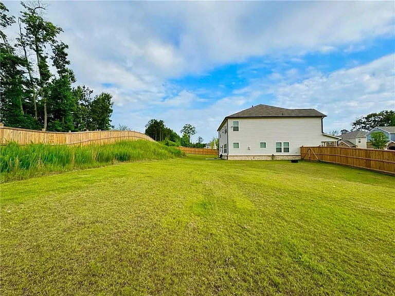 830 Elderberry Ct — Photo 30