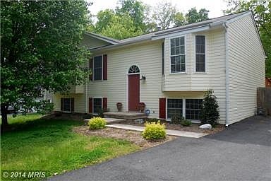 1st image of 10604 Crestwood Dr
