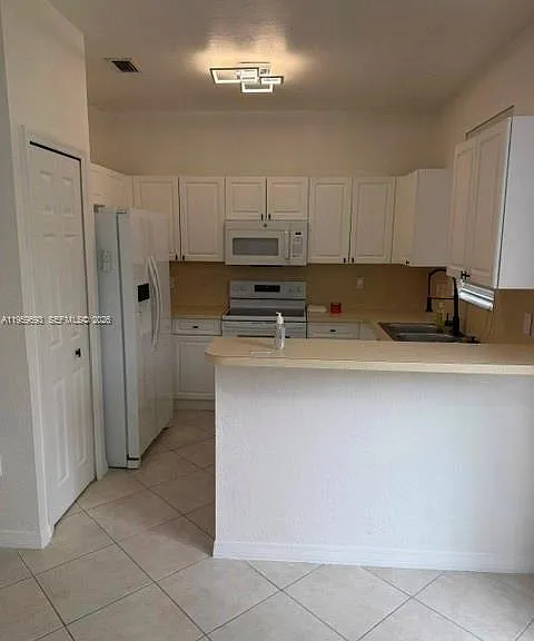 12471 SW 123rd St #12471 — Photo 12