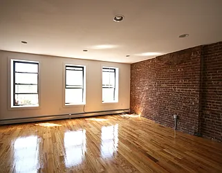 Rented by Makover Group Inc