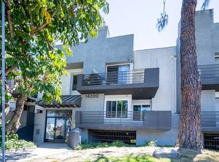 14200 Victory Property, Van Nuys, CA 91401