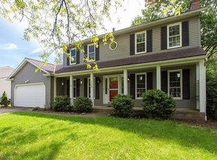 1130 Waterbury Dr, Medina, OH 44256
