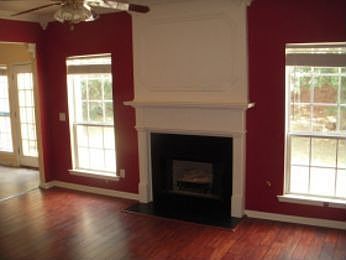 2nd image of 2469 Lakebrooke Dr