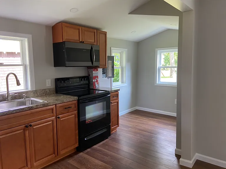 505 Union Ave — Photo 7