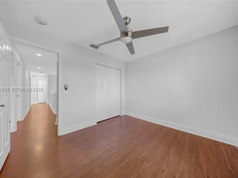 1538 Tamarind Ct #1538 — Photo 13