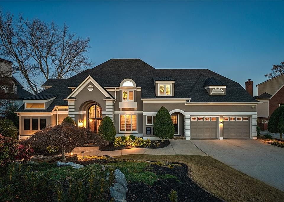 1st image of 4302 Highborne Dr NE