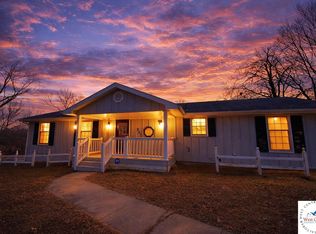 225 Lewis St, Osceola, MO 64776