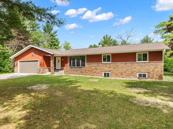 1940 EASLAN DRIVE, Plover, WI 54467