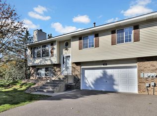 7665 Afton Ct, Woodbury, MN 55125