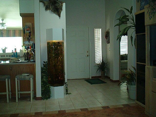 FRONT ENTRY WAY