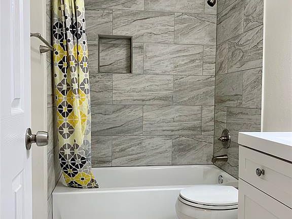 2nd image of 8927 Gaylord St APT 139