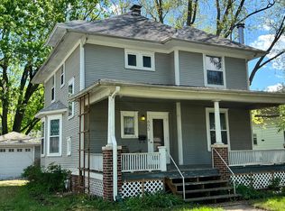 605 W Columbia Ave, Champaign, IL