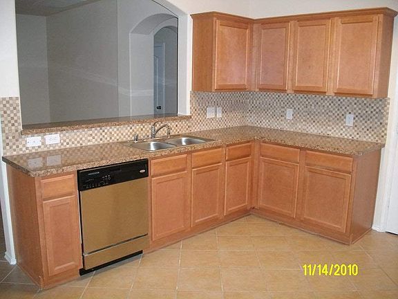5th image of 3118 Blue Bonnet Dr