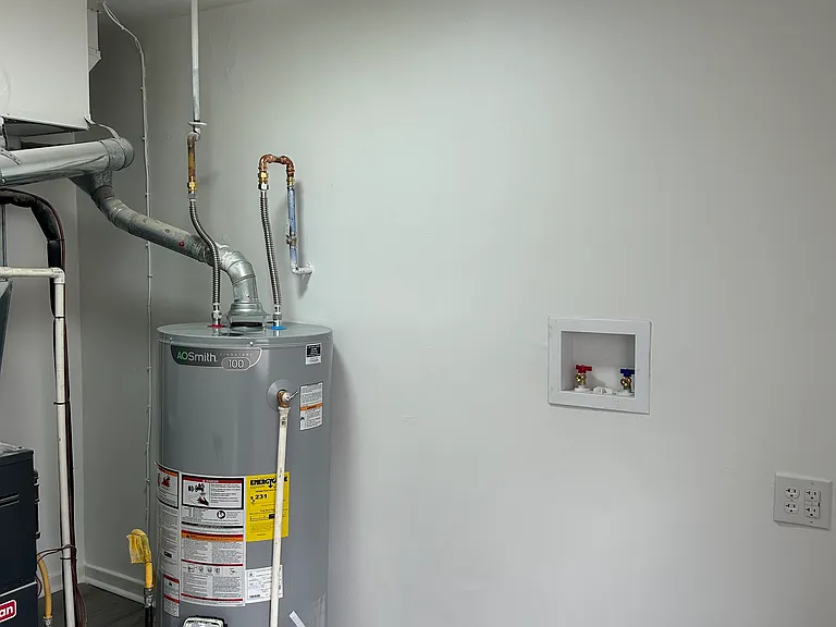 100-21C Midland Hts — Photo 6