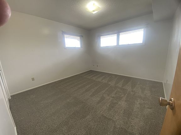 4th image of 3225 11th Ave S