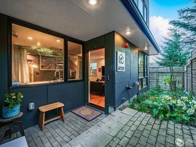 4722 38th Avenue S #F, Seattle, WA, 98118