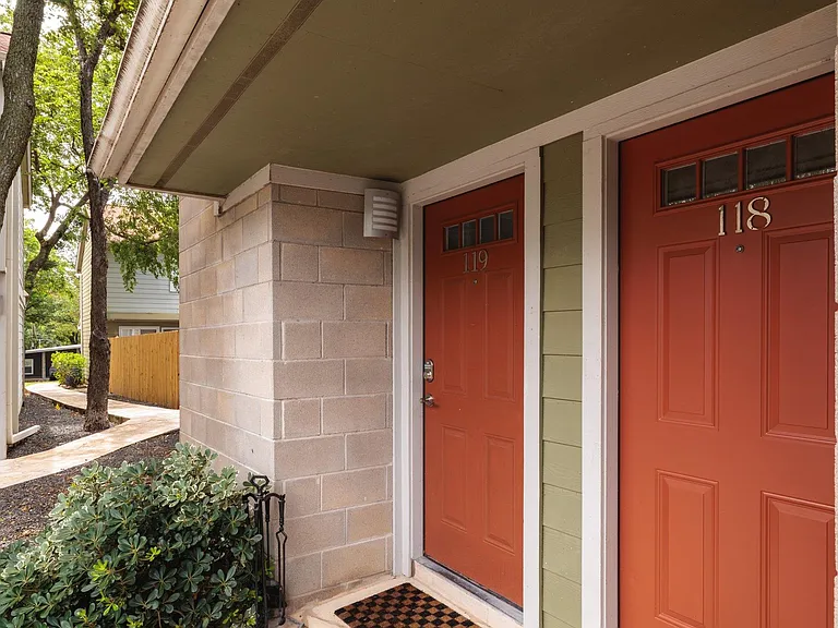 3601 Menchaca Rd #118 — Photo 19