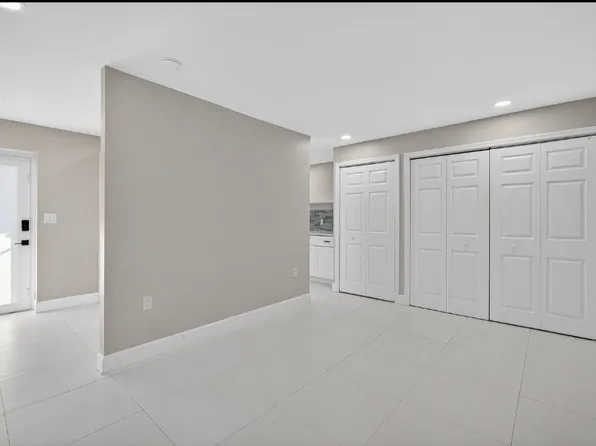 1501 SW 154th Ct, Miami, FL 33194