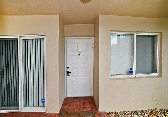 Home For Sale In Kings Point