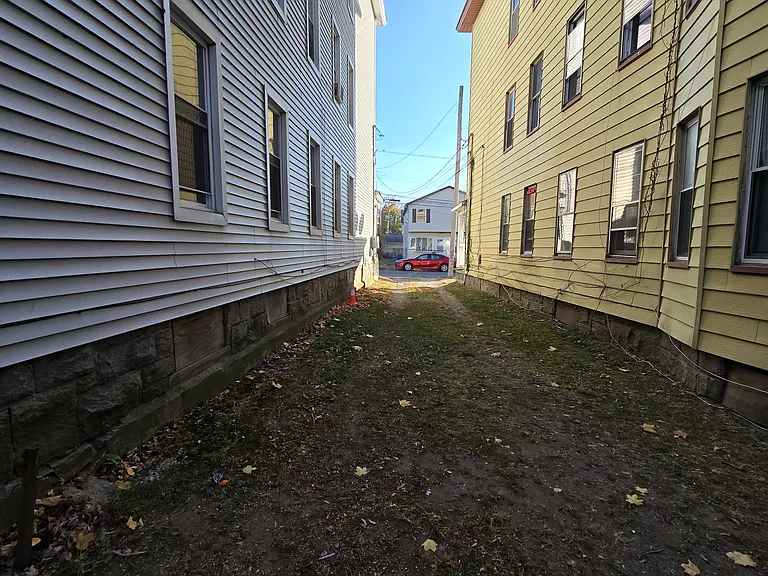 357 Pearl St #A2 — Photo 9
