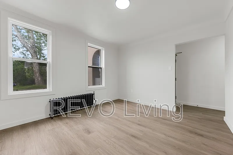 1 bed, 1.0 bath, $1,350 — Photo 4