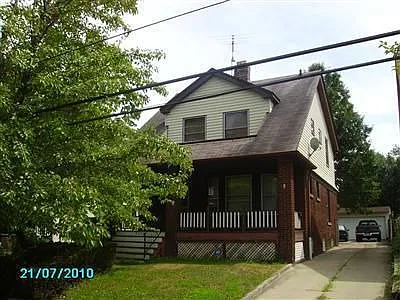 2005 Treadway Ave photo 1