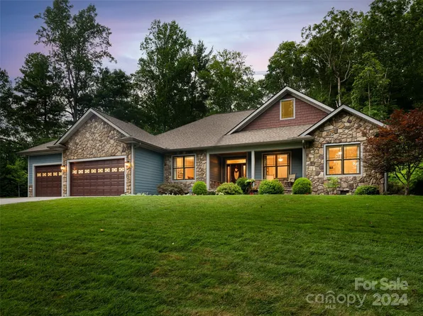 70 Beale Ct, Fletcher, NC 28732