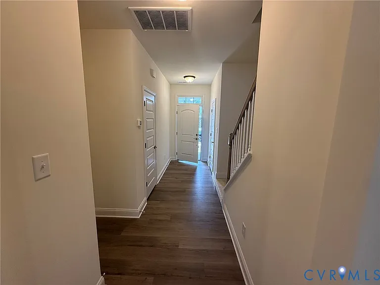 10873 Farmstead Mill Lane Gln — Photo 3