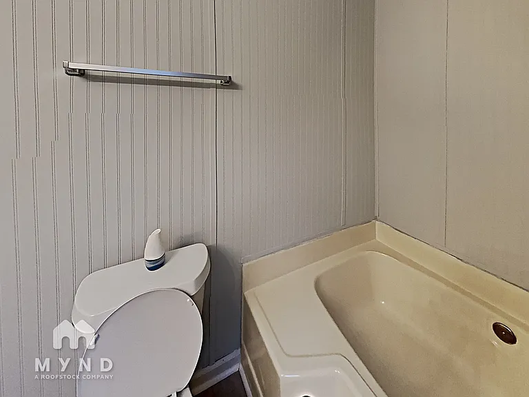 275 Oak Hill Cir — Photo 16