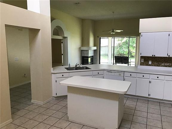 4th image of 9422 Rockrose Dr