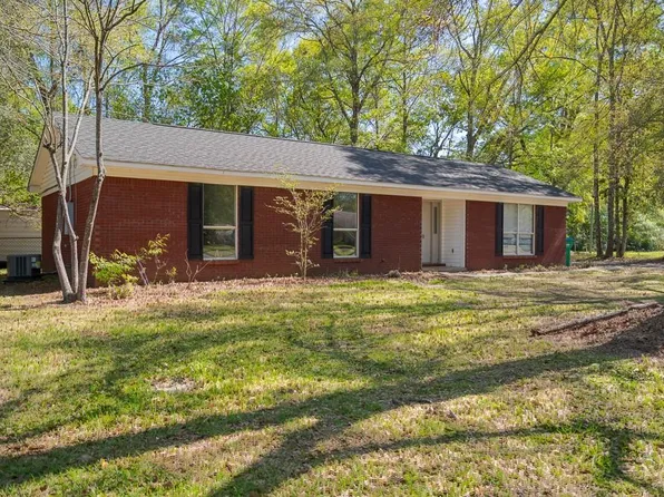 929 Joaneen Dr, Saraland, AL 36571