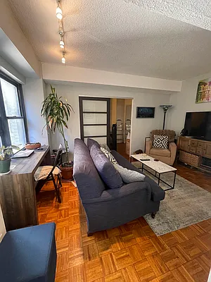 Rented by Weichert Properties - NYC | media 9