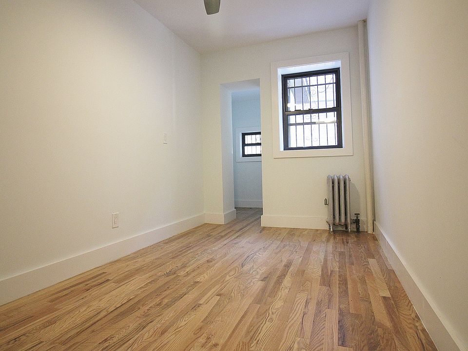 Spacious 3rd bedroom