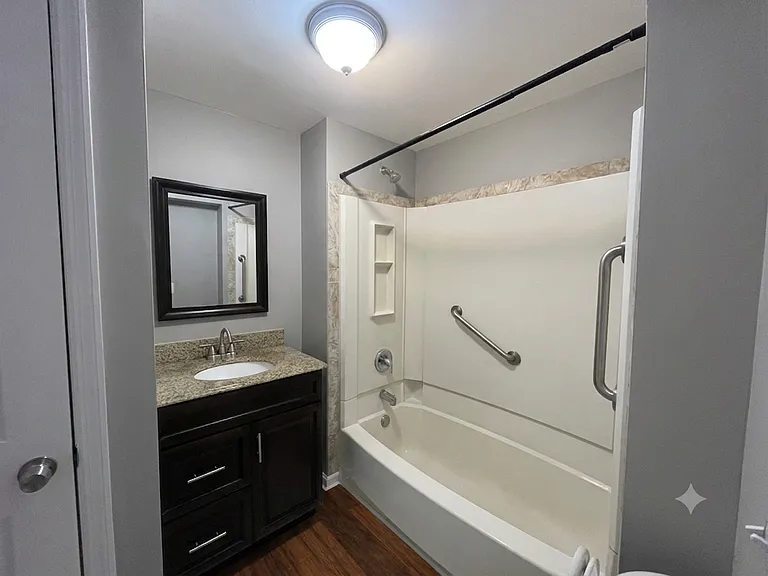 90 Washington Ave #3 — Photo 4