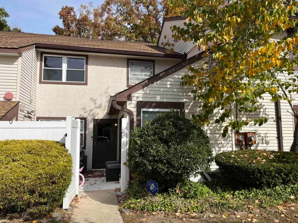 2639 Nutmeg Ct #7, Mays Landing, NJ 08330