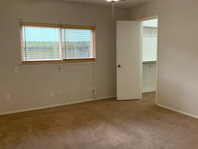 5926 Hidden Dale St — Photo 13