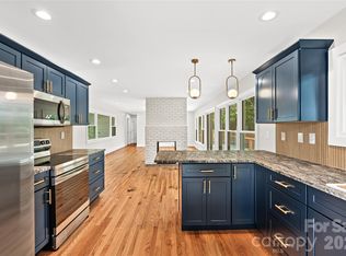155 Oak Ter, Arden, NC 28704