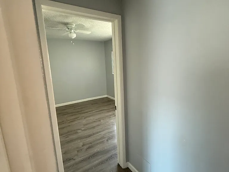 Downey Ave Apartments — Photo 6