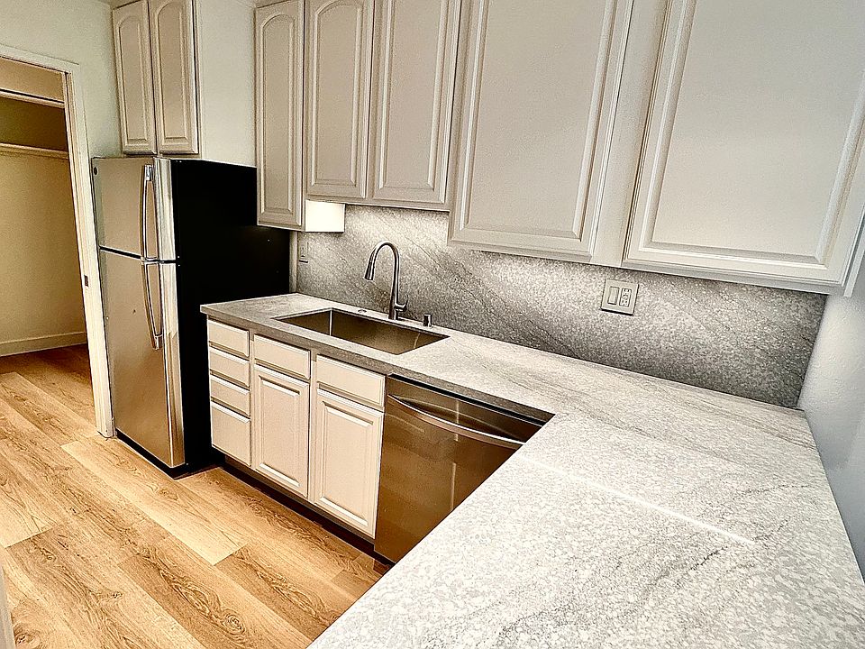 Apt #112 (almost identical kitchen)
