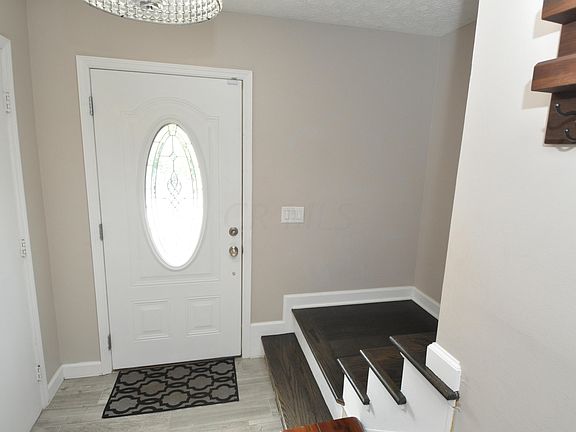 5th image of 934 Highland St #38