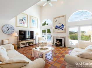 132 Saint Andrews Cir, Southampton, NY 11968