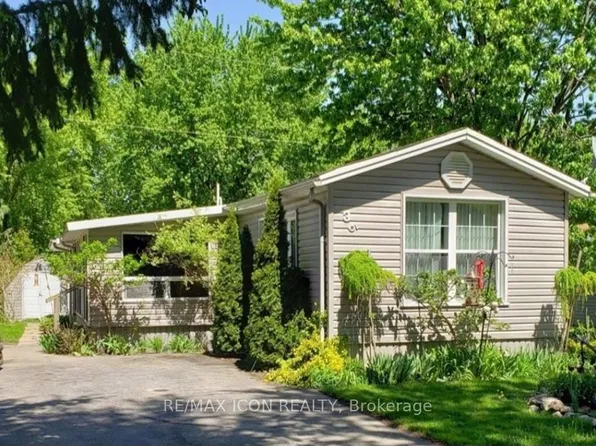 9839 Lakeshore Rd #35, Lambton Shores, ON N0M 1T0